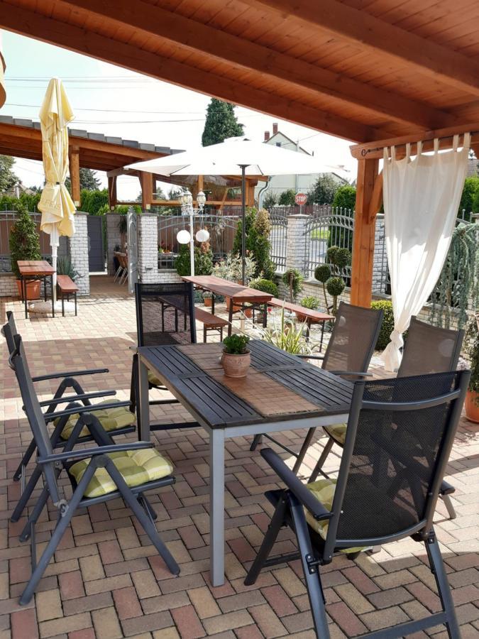 Farao Vendeghaz Hotel Zalaegerszeg Ngoại thất bức ảnh