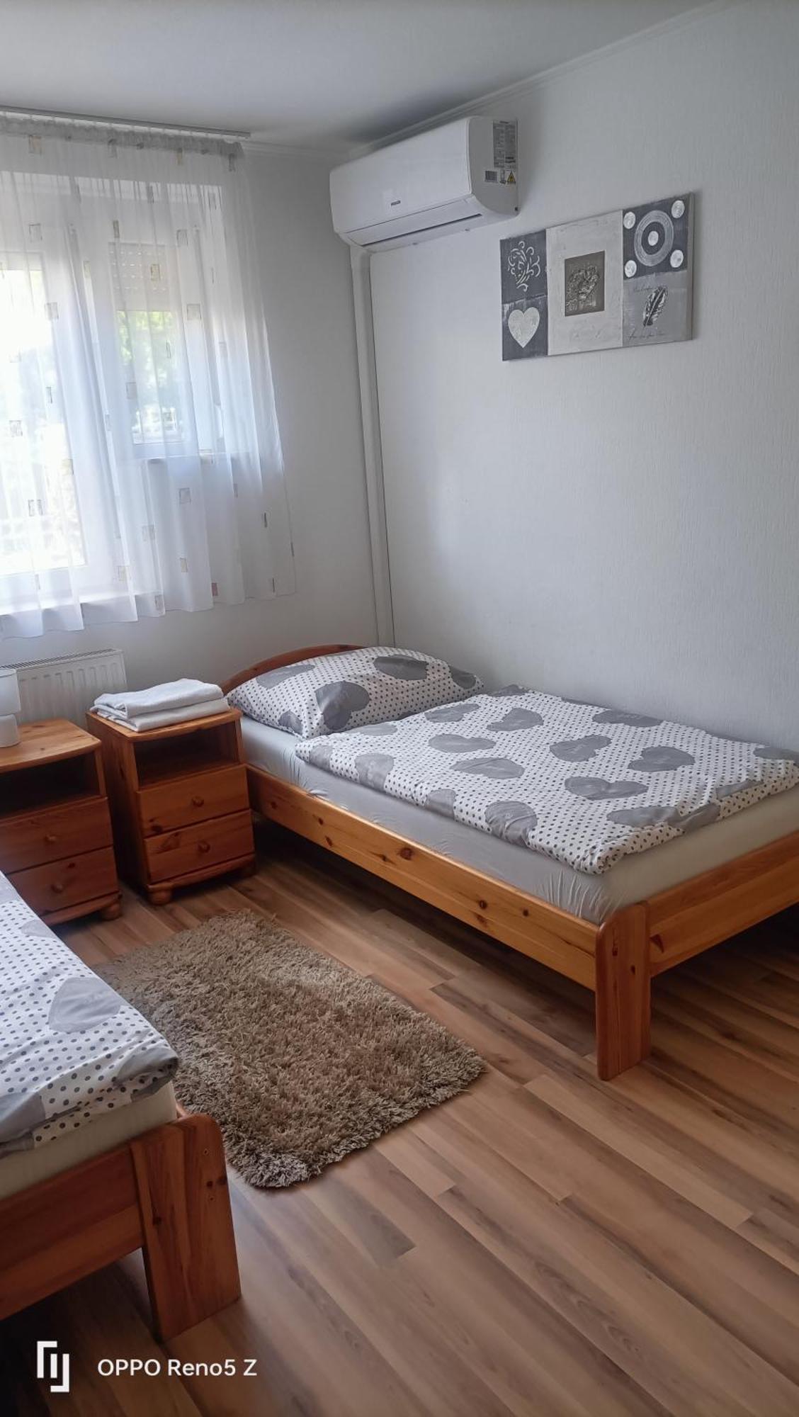 Farao Vendeghaz Hotel Zalaegerszeg Ngoại thất bức ảnh