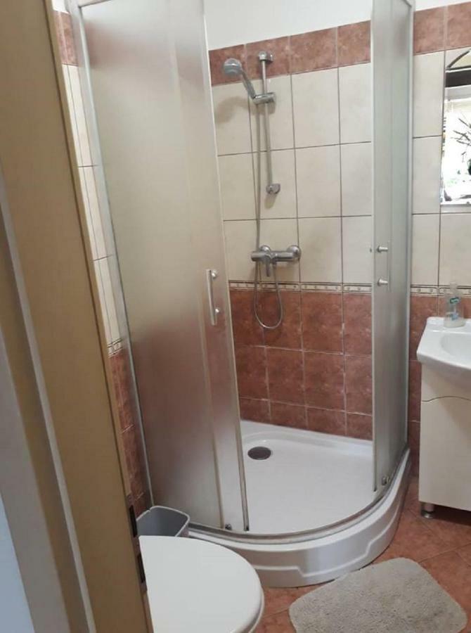Farao Vendeghaz Hotel Zalaegerszeg Ngoại thất bức ảnh