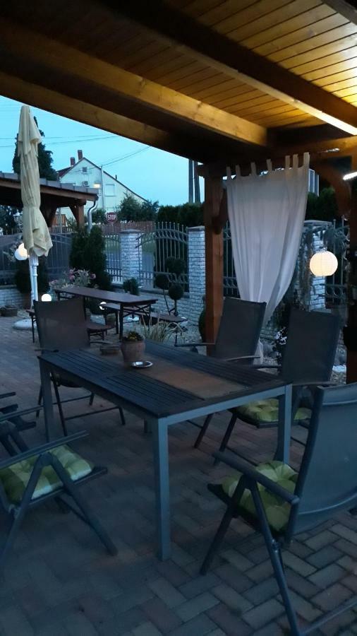 Farao Vendeghaz Hotel Zalaegerszeg Ngoại thất bức ảnh
