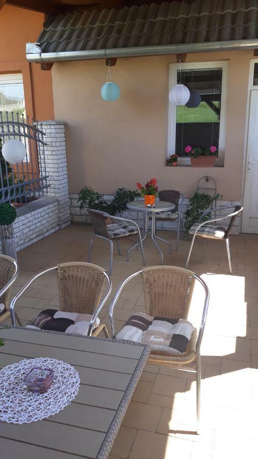 Farao Vendeghaz Hotel Zalaegerszeg Ngoại thất bức ảnh